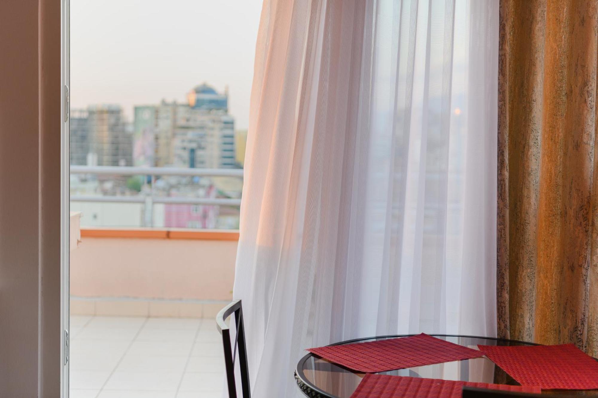 Terrace Tirana Cityscape 2 المظهر الخارجي الصورة