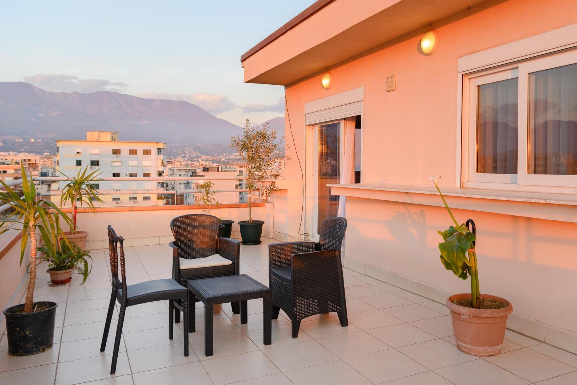 Terrace Tirana Cityscape 2 المظهر الخارجي الصورة